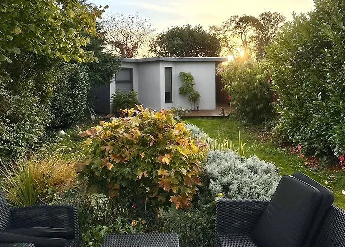 Wisteria En-Suite Guest Room Hillingdon